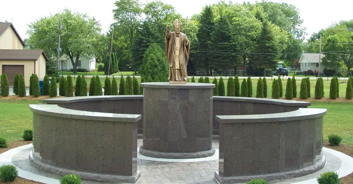 7 Different Types of Columbariums To Consider