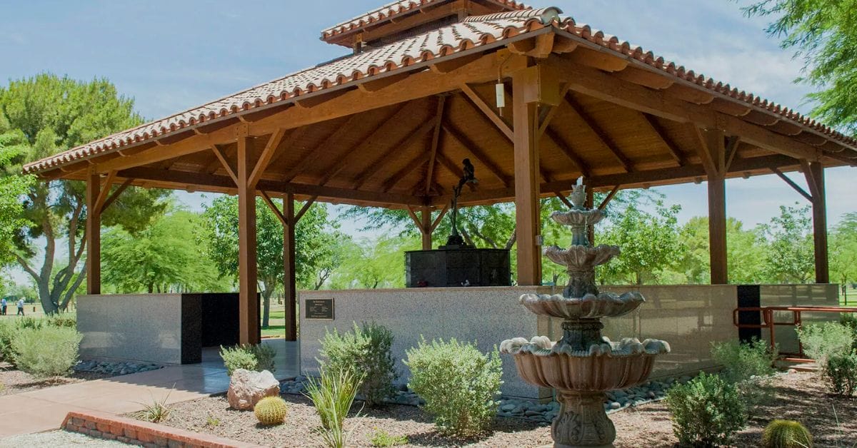 The Benefits of Placing Cremated Remains in a Cemetery